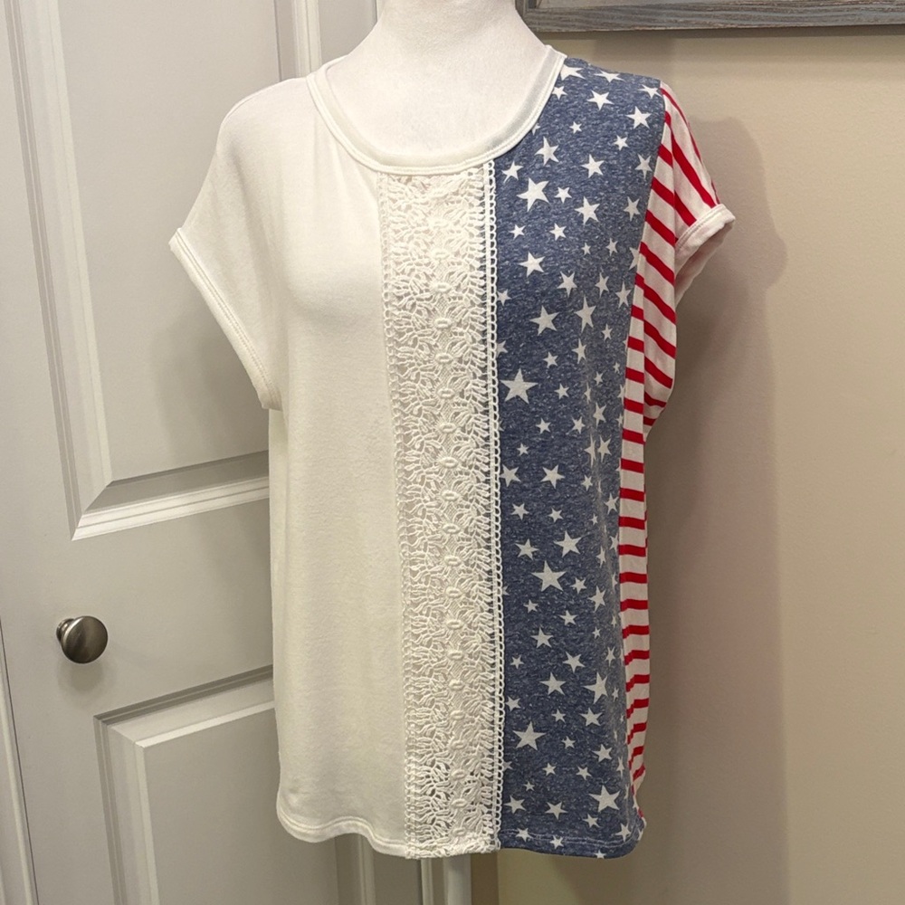 Patriotic Stars and Stripes Women's sleeveless lace Top Large - Picture 2 of 14
